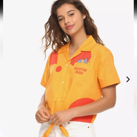 Her Universe Tops - Disney Aladdin Genie Hot Topic Vacation Tie Front Woven Button-Up Top medium